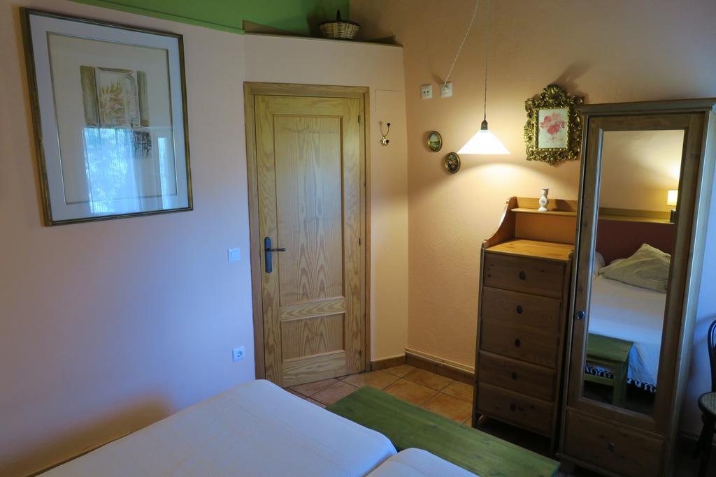 Can Salgueda Santa Pau Habitación foto